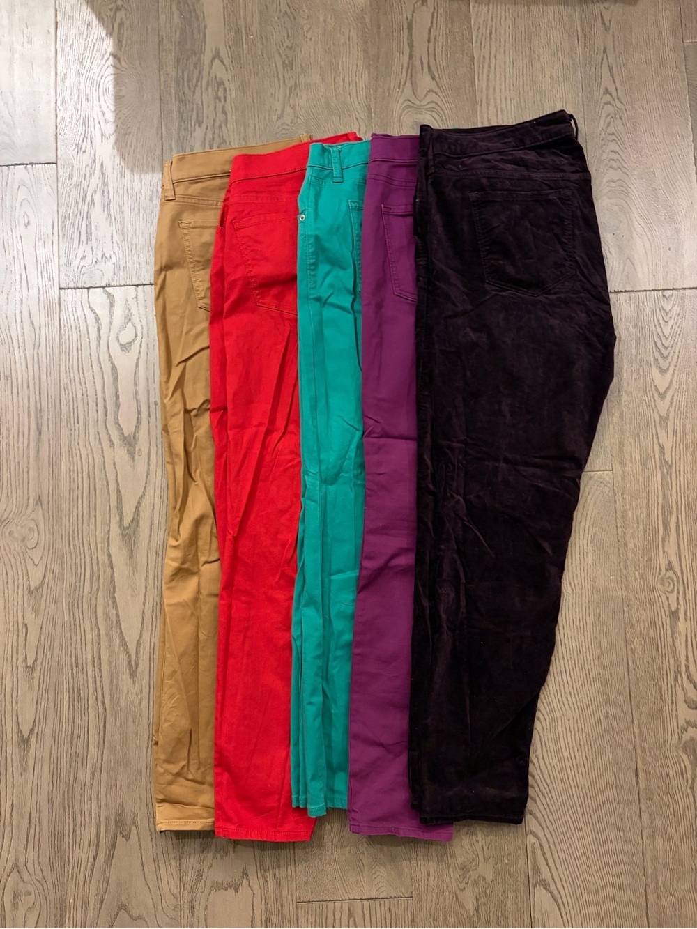 Lot of Colourful Old Navy Rockstar Midrise jeans size 16